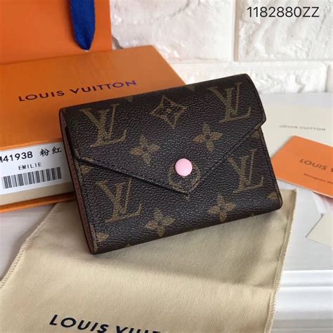 lv victoria wallet